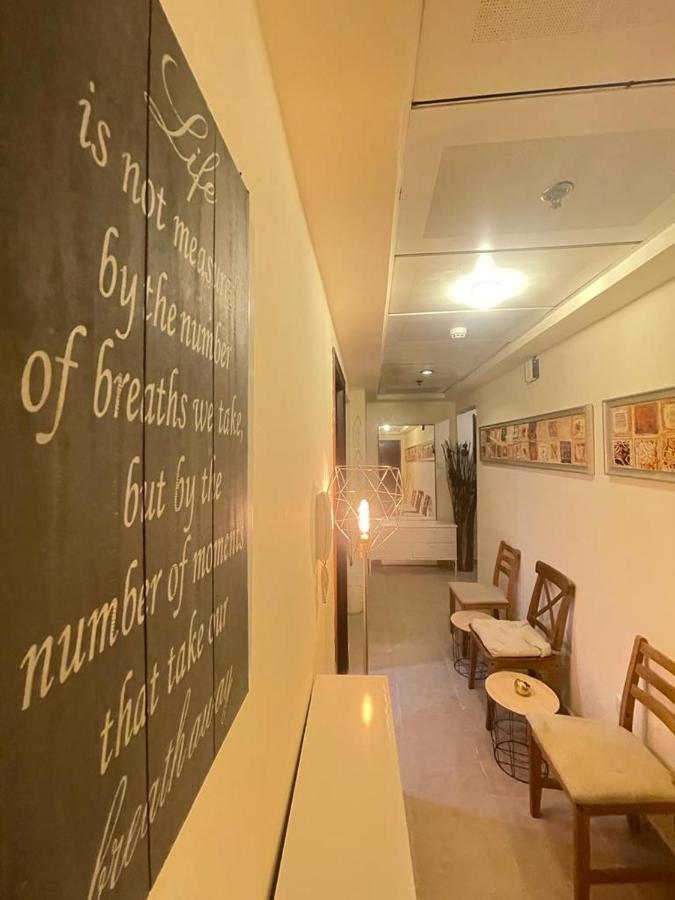 Dxb Backpackers Executive Hostel Dubai Exterior photo